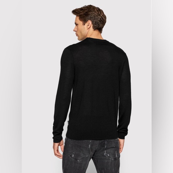 rmani Exchange Black Sweater
style 6KZM1S ZMS8Z

Color 1200

light weight - Picture 4 of 7